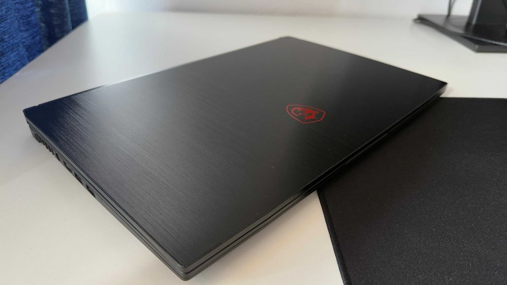 Laptop MSI GF75 Thin 9SD, i5-9300H, 8GB RAM, SSD 500GB,Nvidia GTX 1660 Ti 6GB Windows 11 Pro