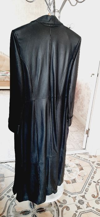 Кожаный натуральный женский плащ