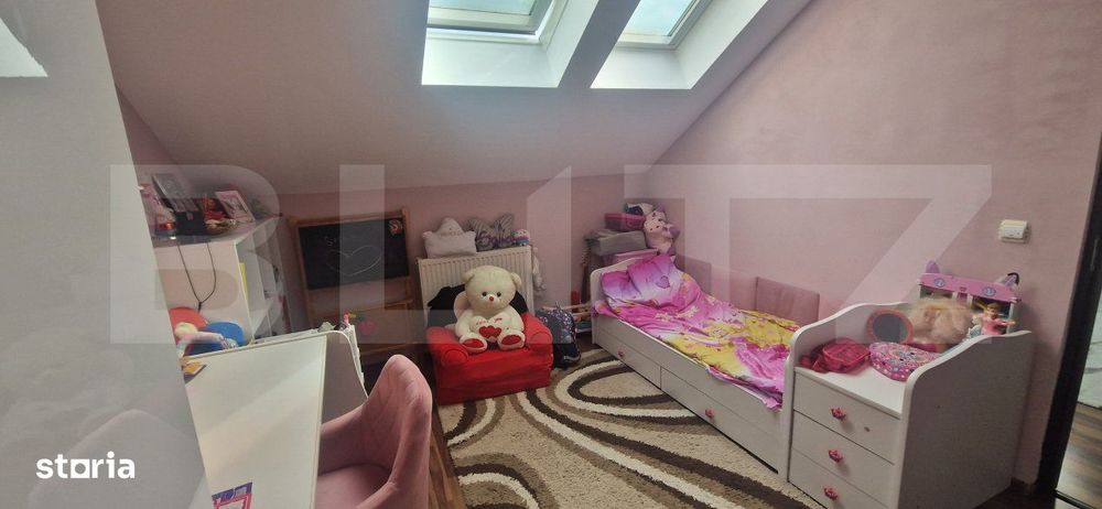 Apartament superb cu scara interioara