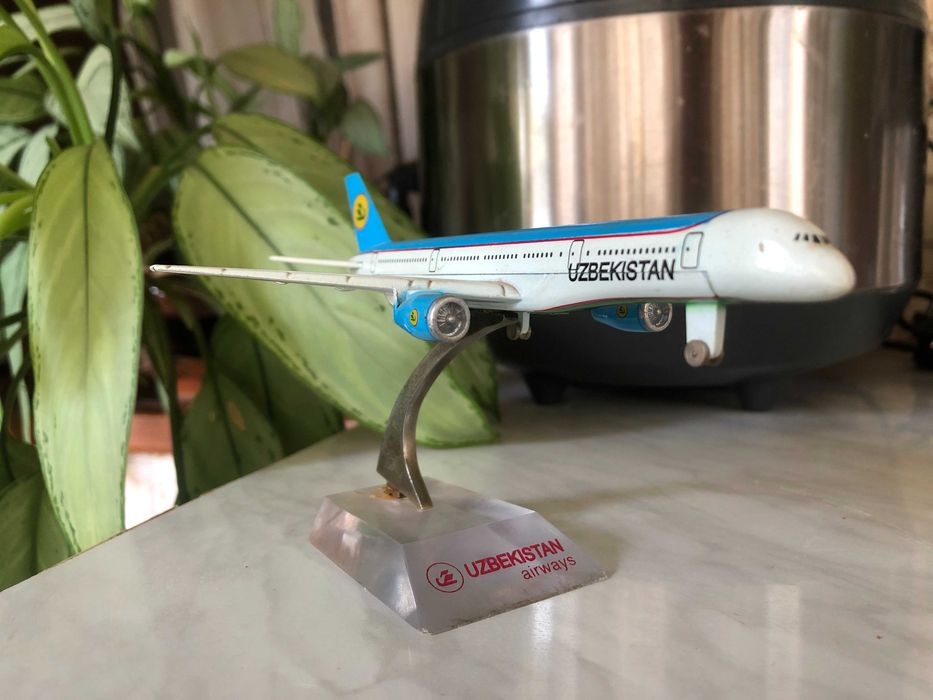 Макет самолета BOEING 757