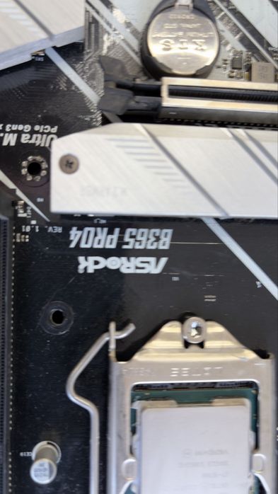 Placa de baza asrock  B365 Pro 04 + Intel i7-9700