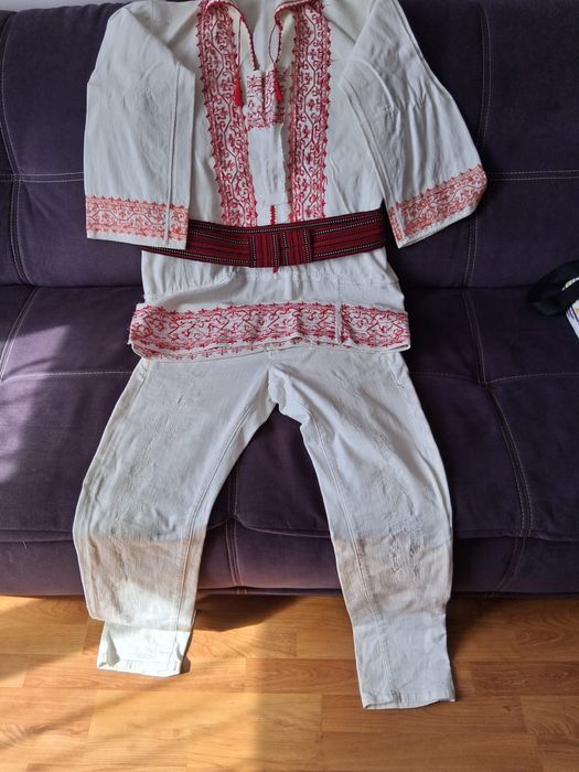 Costum complet traditional vechi barbati