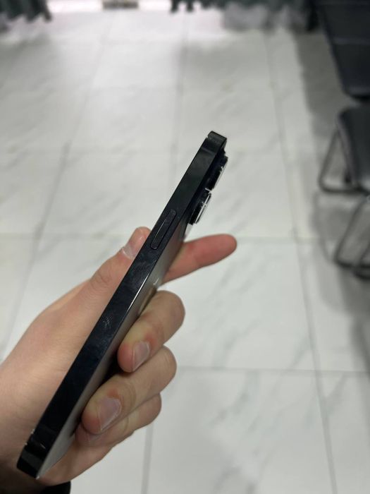 ассалому алейкум срочно продается IPhone 14 pro в новом состоянии