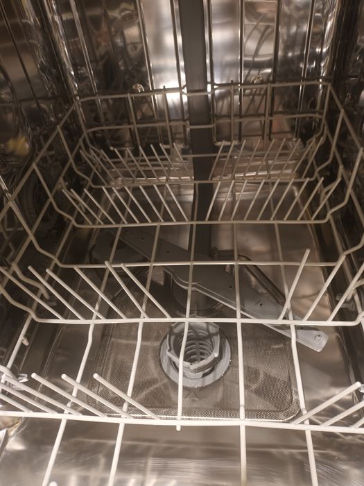 Съдомиялна машина Crown-за вграждане