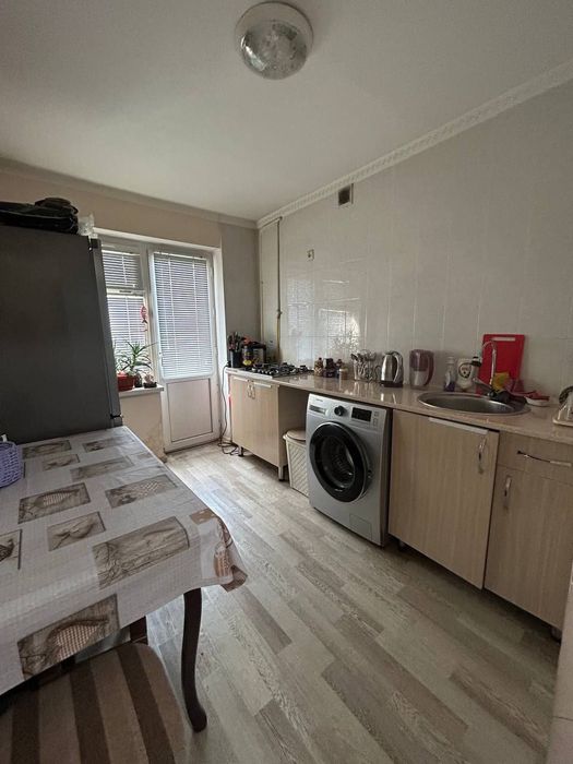 Аренда Новомосковская 1/4/4 Цена:300$ орентир кардиология