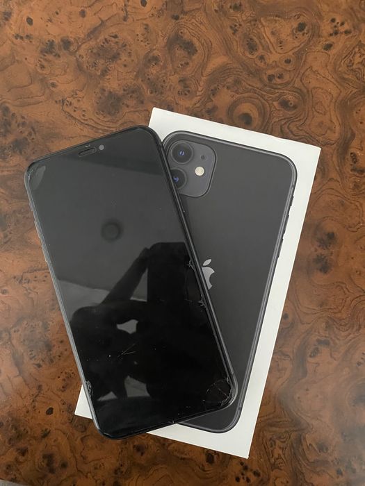 iPhone 11 64GB черный