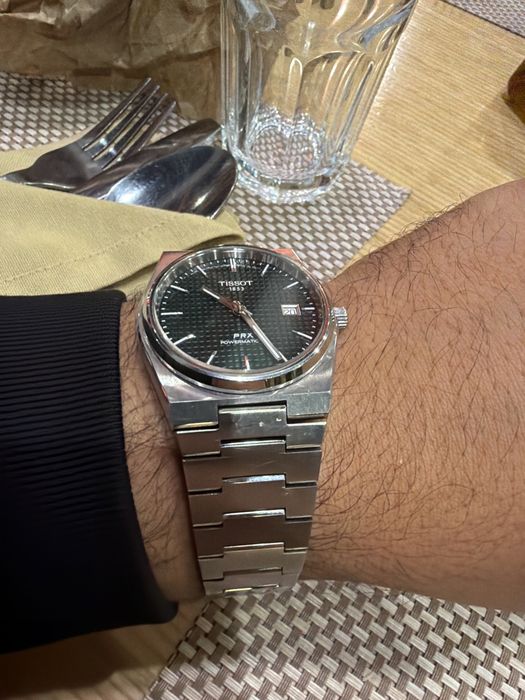 Продам часы Tissot PRX оригинал
