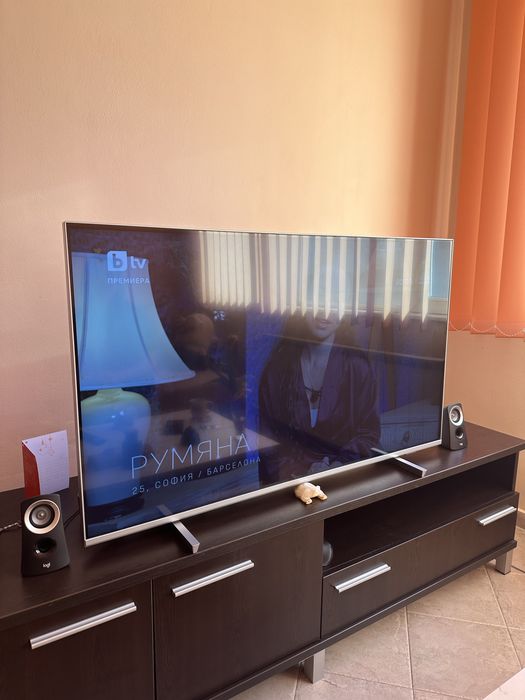 Телевизор Philips Ambilight!