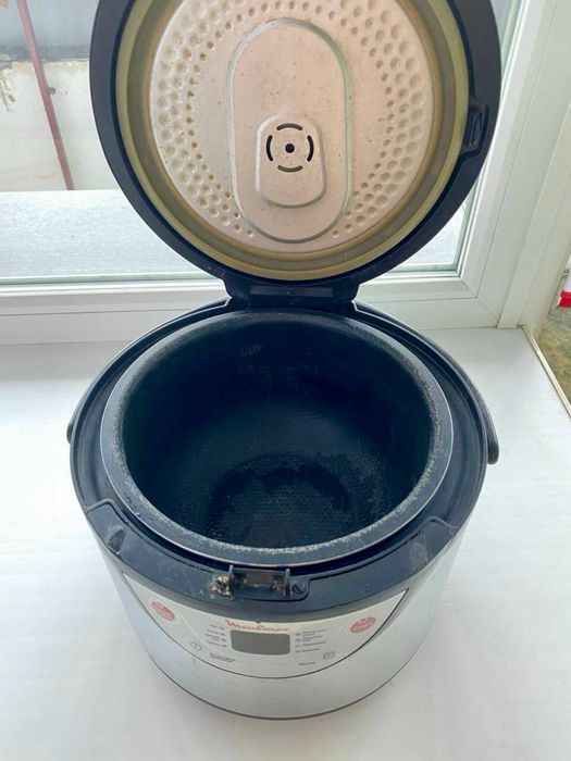 Продам Мультиварку (Moulinex)