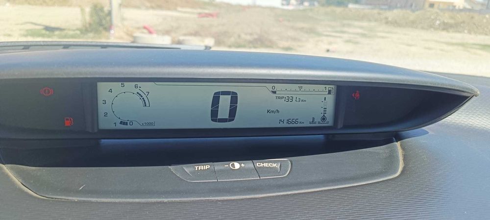 Citroen C4 2010, perfect functional, 150000 km, 2600 euro