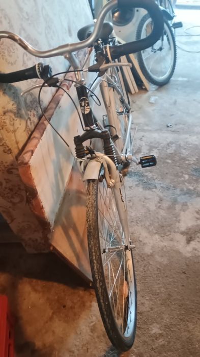 Vând bicicleta aduse din Germania