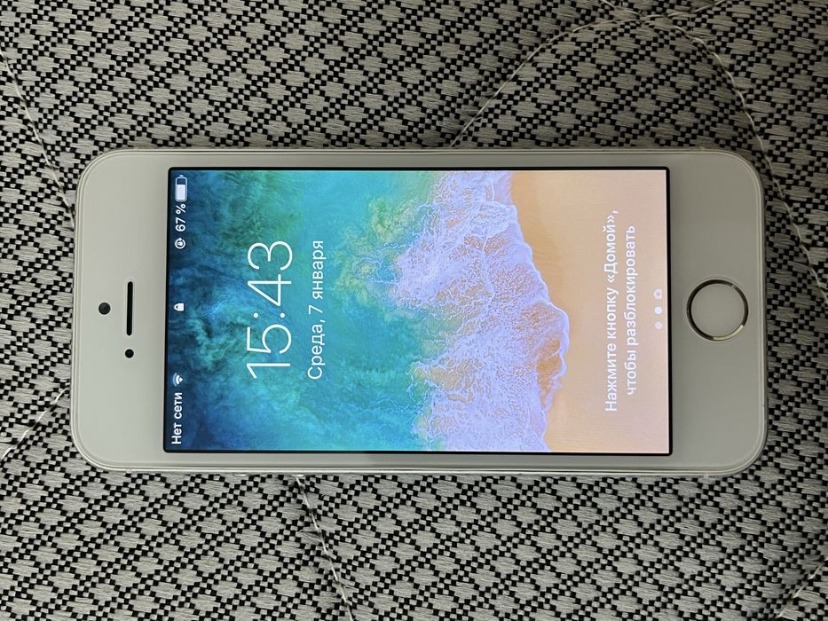 iPhone 5s, 32 Гб, рабочий