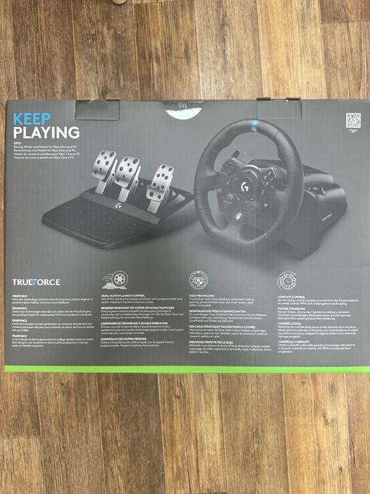 Игровой руль Logitech