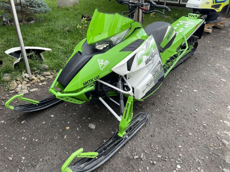 Продам снегоход Arctic Cat Sno Pro 800