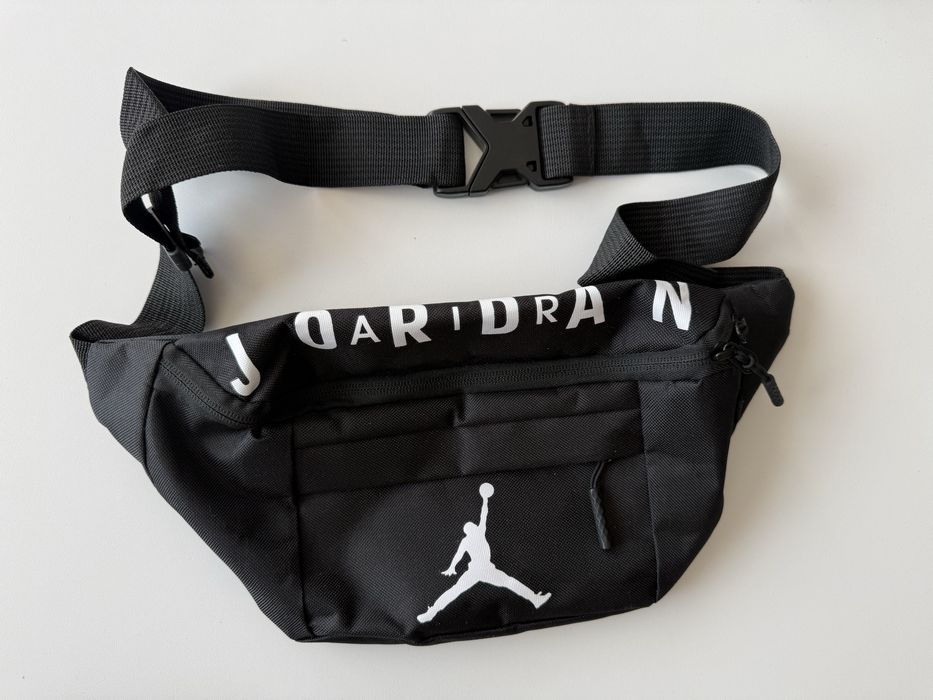 Чантичка Nike Jordan