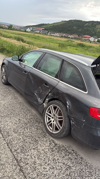 AUDI A4 0 — imagine 3