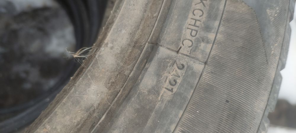 Продам комплект колес, парные