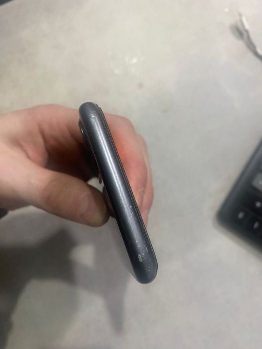 Айфон 11 сатылады срошно