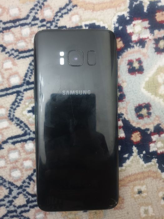 Продам Samsung s8 4/64гб чёрный