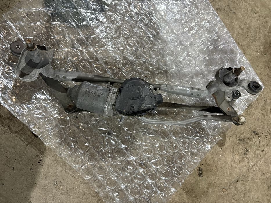 Mazda 5 2007 година Мотор Предни Чистачки