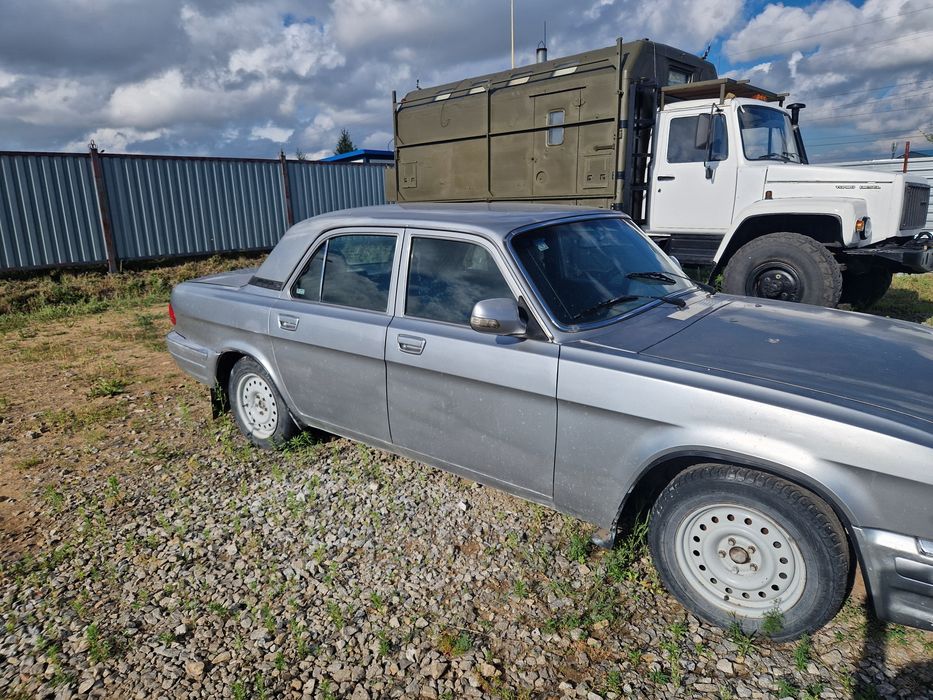Продам машину Волга 31105