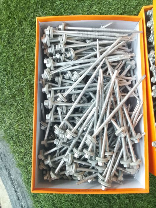 Продам Саморезы для сендвич панелей