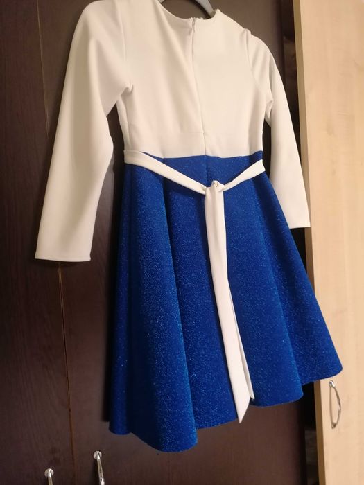 Rochie eleganta  ocazie mai groasa.  M 146- 150