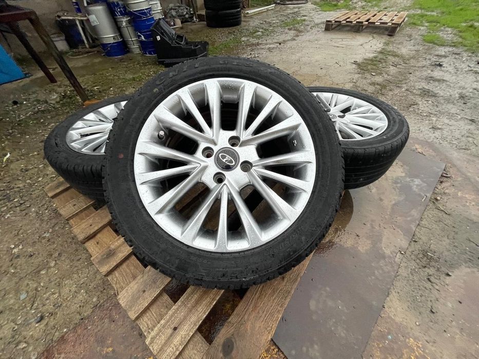 Срочно продам оригинал диски с шиной в идеале. Диски привозные без деф