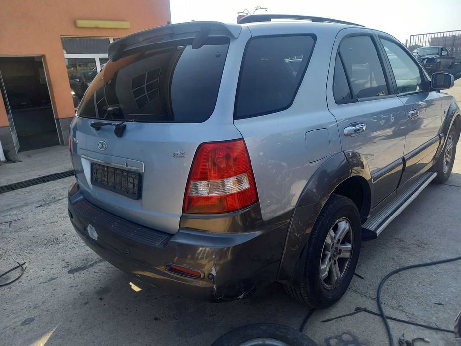 KIA SORENTO 2.5 TD 140к.с. 2005г. автомат... За части.