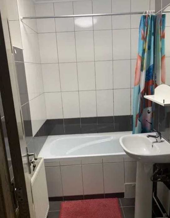 Дава се под наем Тристаен апартамент в Пловдив, Кършияка - 90 кв.м за 316.2 € - Снимка #4