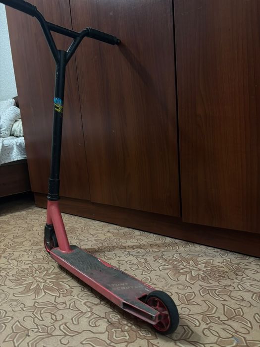 Продам трюковой самокат