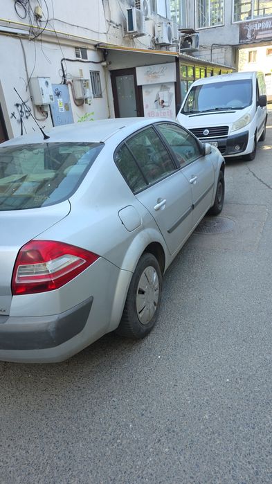 RENAULT Megane
