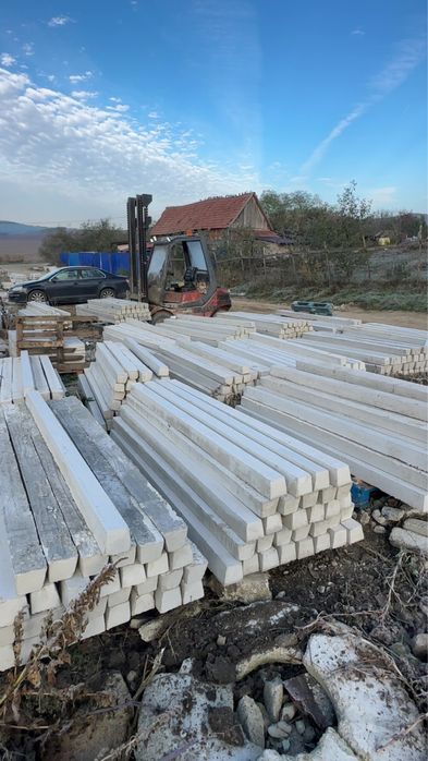 Stalpi din beton /spalier /stalpi gard