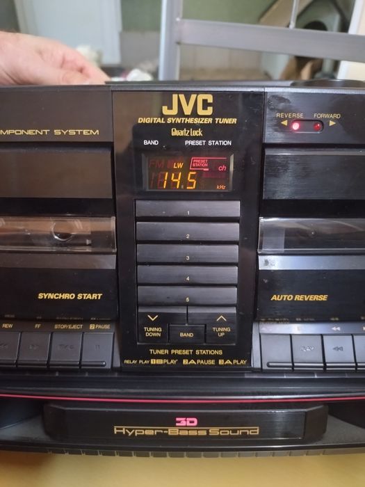 Dublu radiocasetofon JVC PC-V88