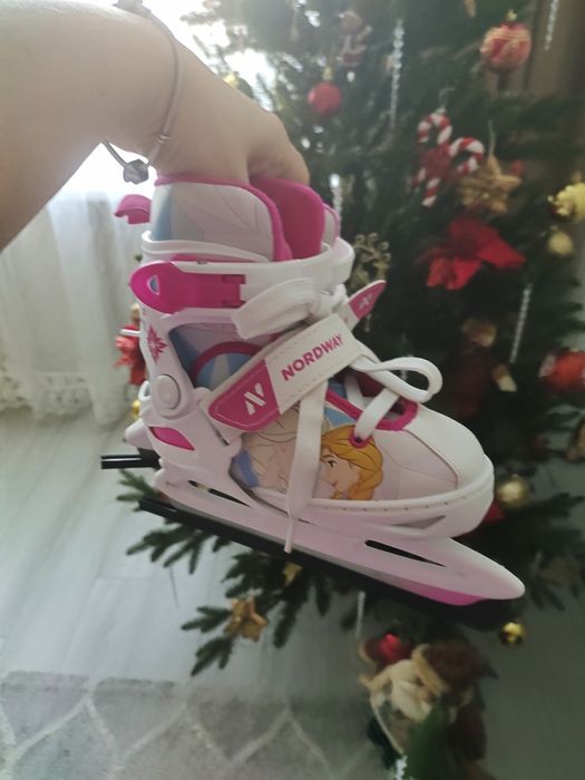 Продам коньки рр 26-31