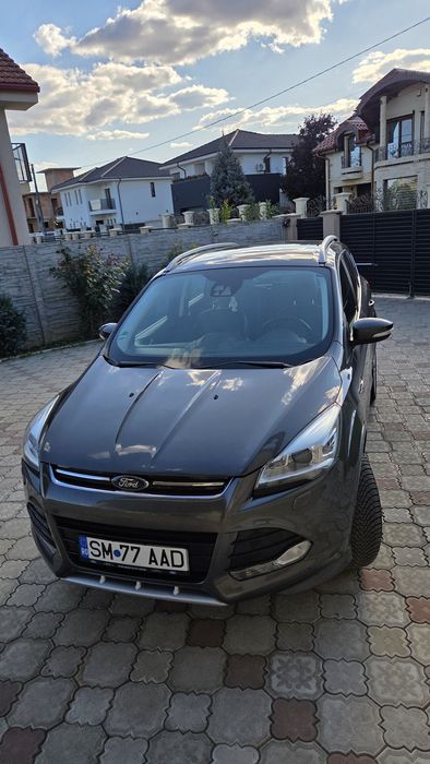 Ford Kuga (Titanium) 2.0 TDCi 180 CP 4x4 PowerShift 2016