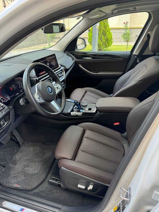 BMW iX3, 2023 год