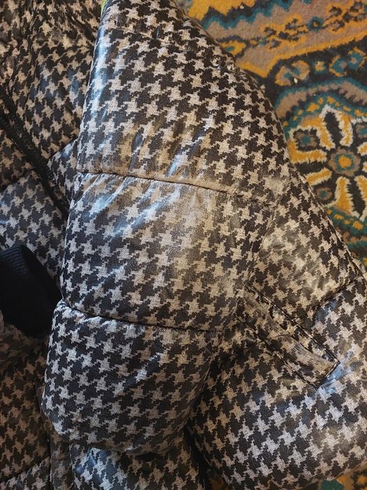 Отдам куртку на девочку