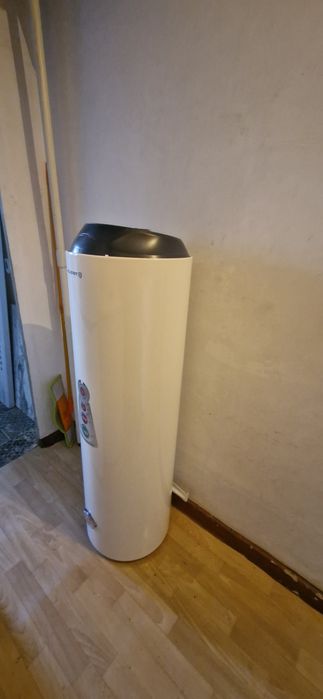 Водонагреватель Ariston