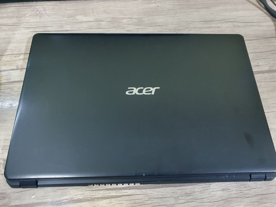 Acer Ноутбук core i3 trading ва бухгалтерия учун