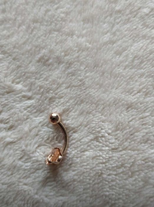 Продам пирсинг банан в пупок
