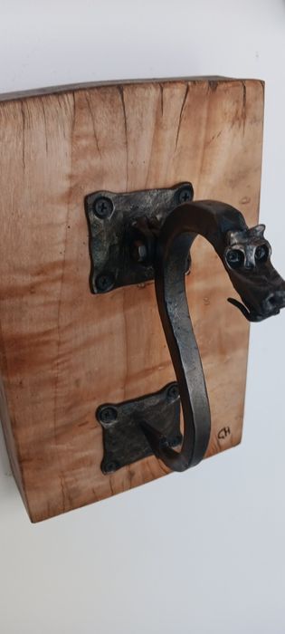 Хлопка за входна врата от ковано желязо