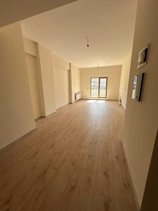 Срочно Продается квартира 37 кв.м. в жилом комплексе Chorvoq Darvozasi