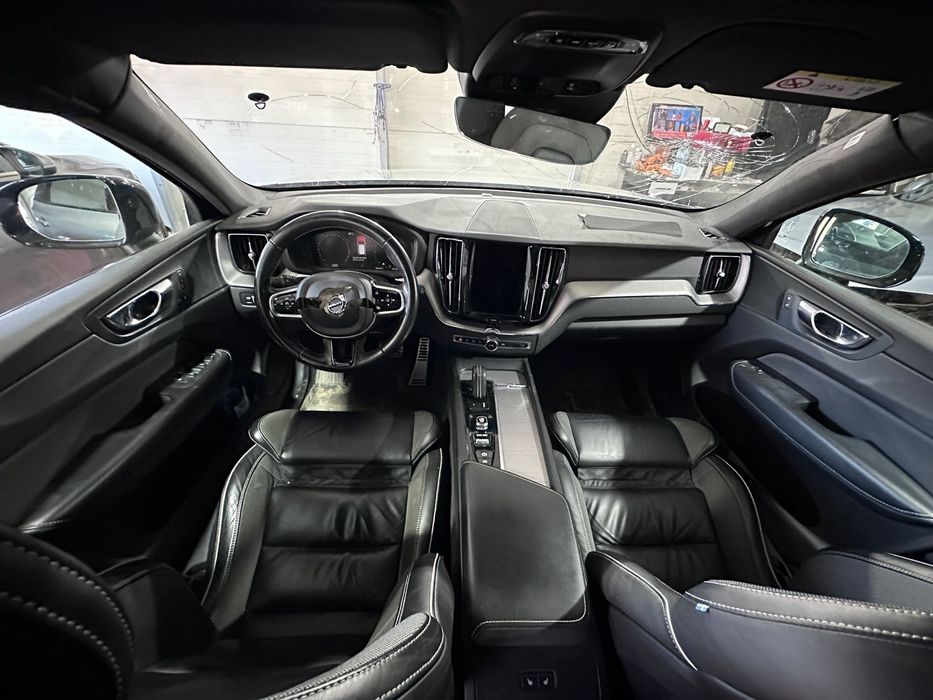 VOLVO XC60 2021 — imagine 5