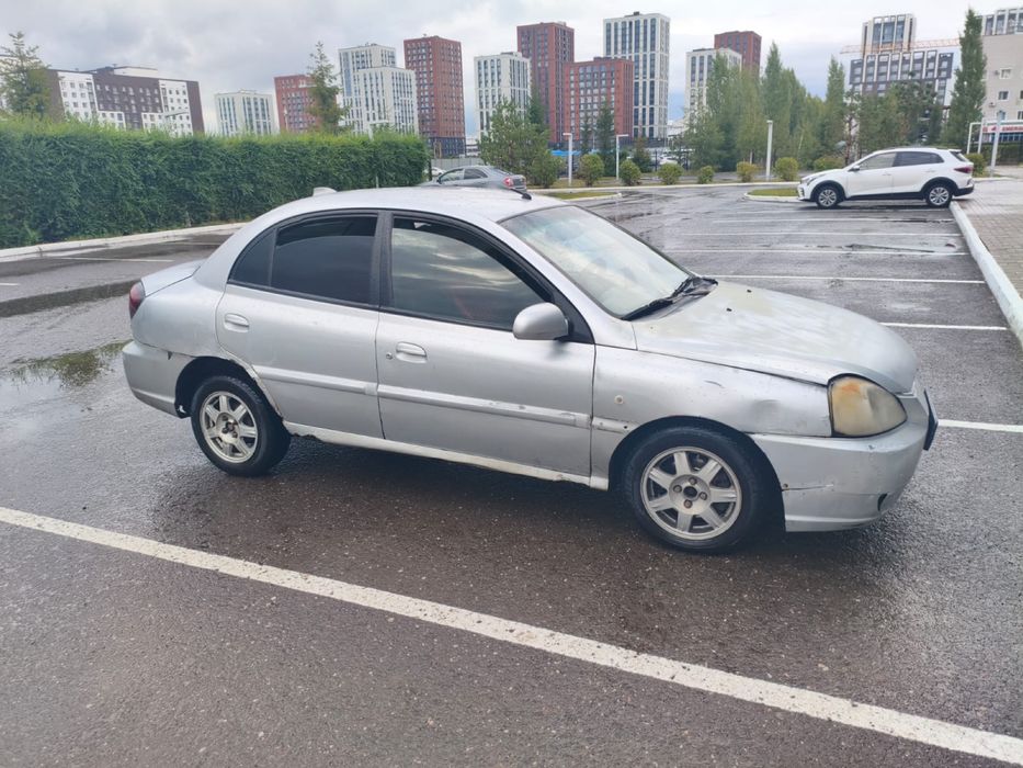 Продам машину Kia Rio
