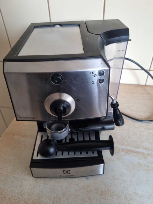 Expressor cafea Electrolux 1250W