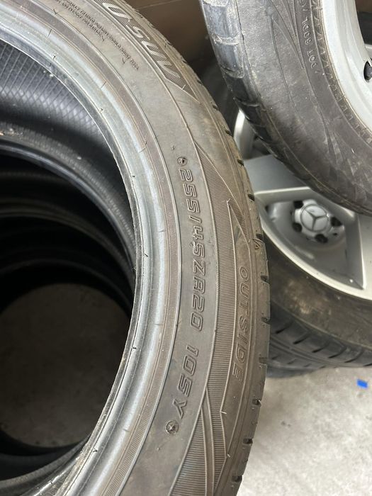 2 бр. Летни гуми Falken 255 /45 R20