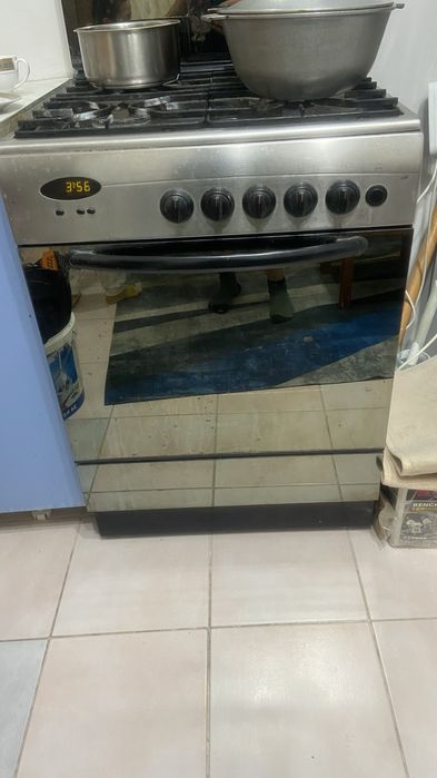 Продам  газ. плиту Bosch