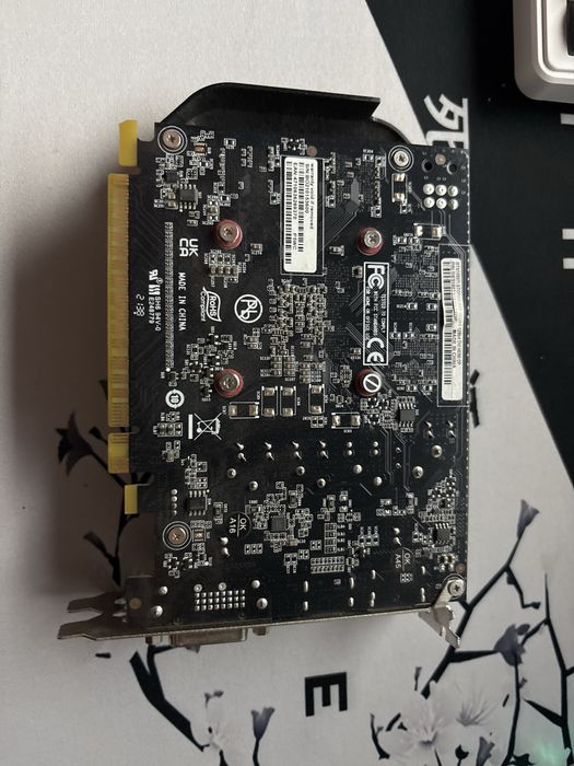 Видеокарта 1050ti
