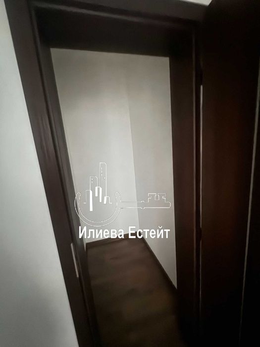 Продава се Четиристаен апартамент в Димитровград - 102 кв.м за 800 €/кв.м - Снимка #13